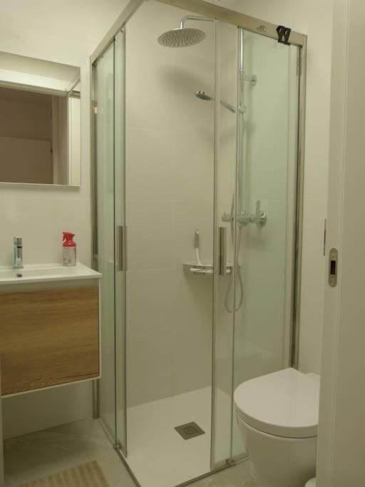 Modern Apartment In Torrevjea 200M From The Loccos Beach Torrevieja Ngoại thất bức ảnh