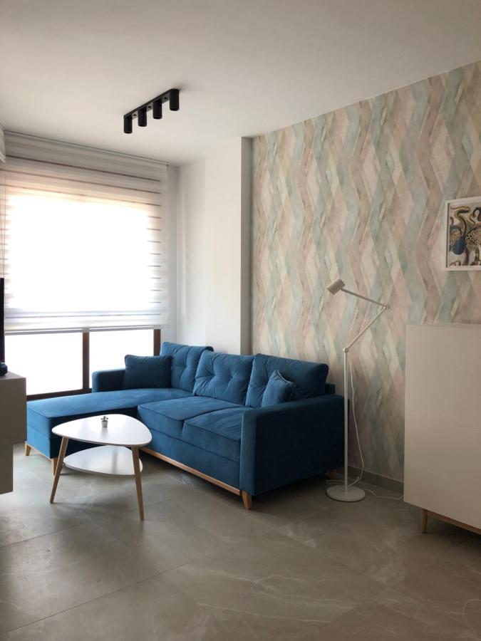 Modern Apartment In Torrevjea 200M From The Loccos Beach Torrevieja Ngoại thất bức ảnh